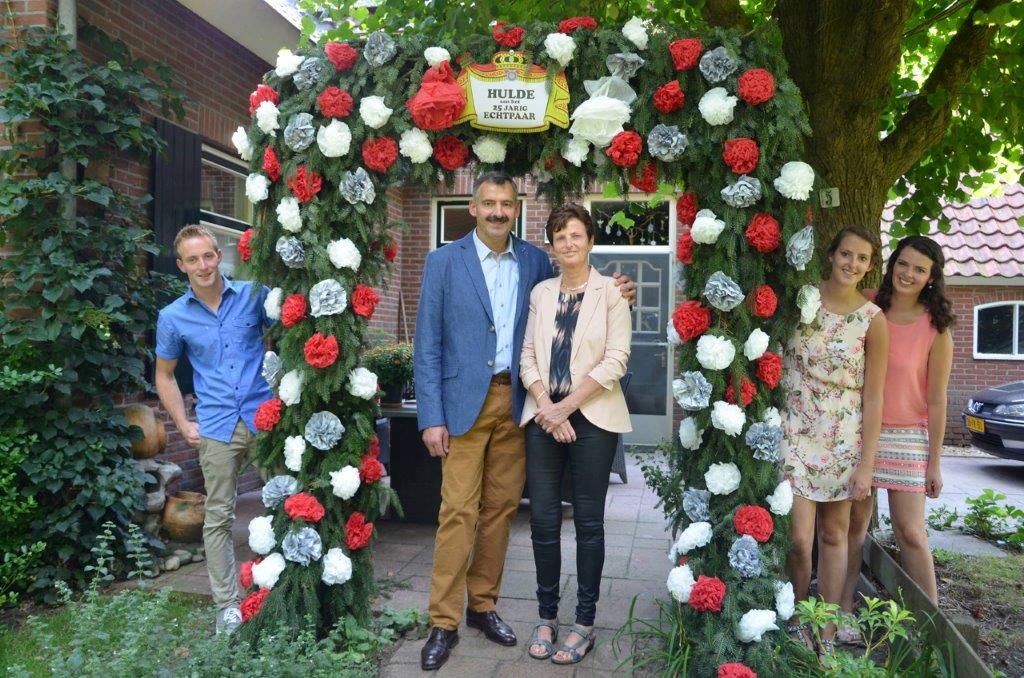 Wonderbaarlijk Herman en Jettie 25 jaar getrouwd - Maarkelsnieuws.nl KW-95