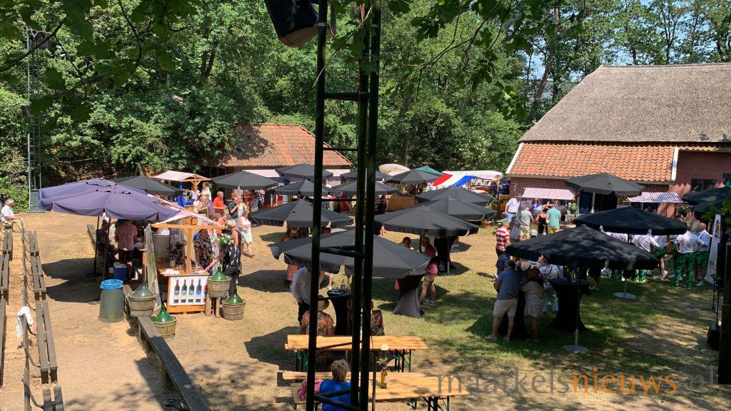 Wijnmarkt na drie jaar terug in Markelo
