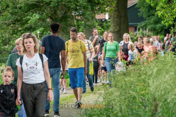 wandelvierdaagse-avondvierdaagse-markelo-kosterskoele-2024-fotostudio-markelo-maarkelsnieuws-FSMW_20240521-8319