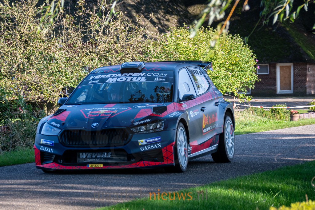 Erik Wevers terug achter het stuur in thuisrally