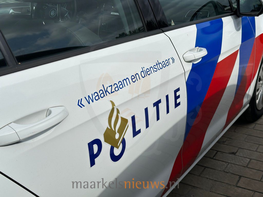 Politiehelikopter maakt afscheidsrondje boven Markelo