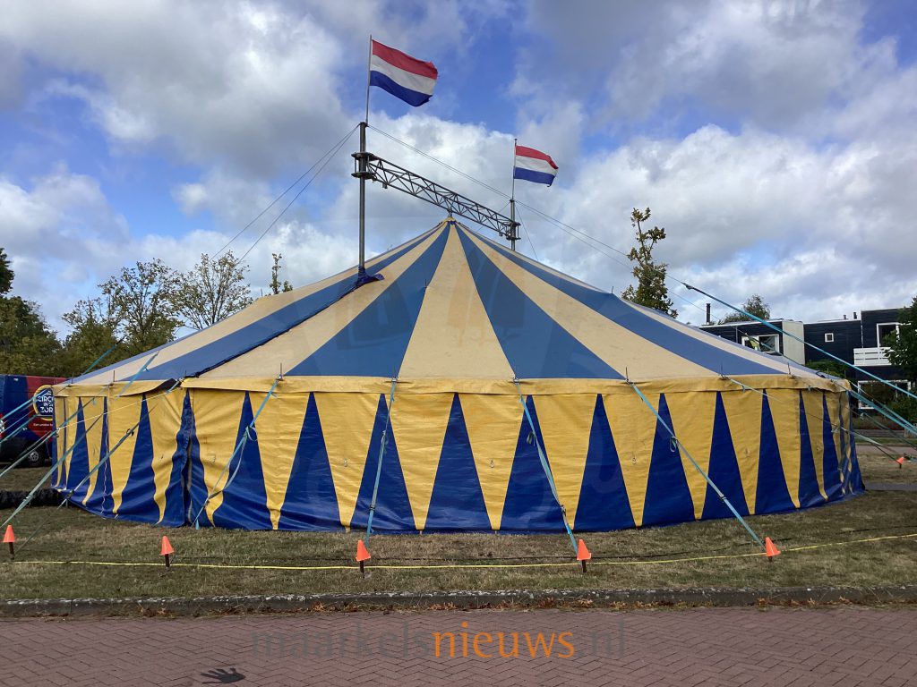 Circustent bijna vol: reserveer nu je plek