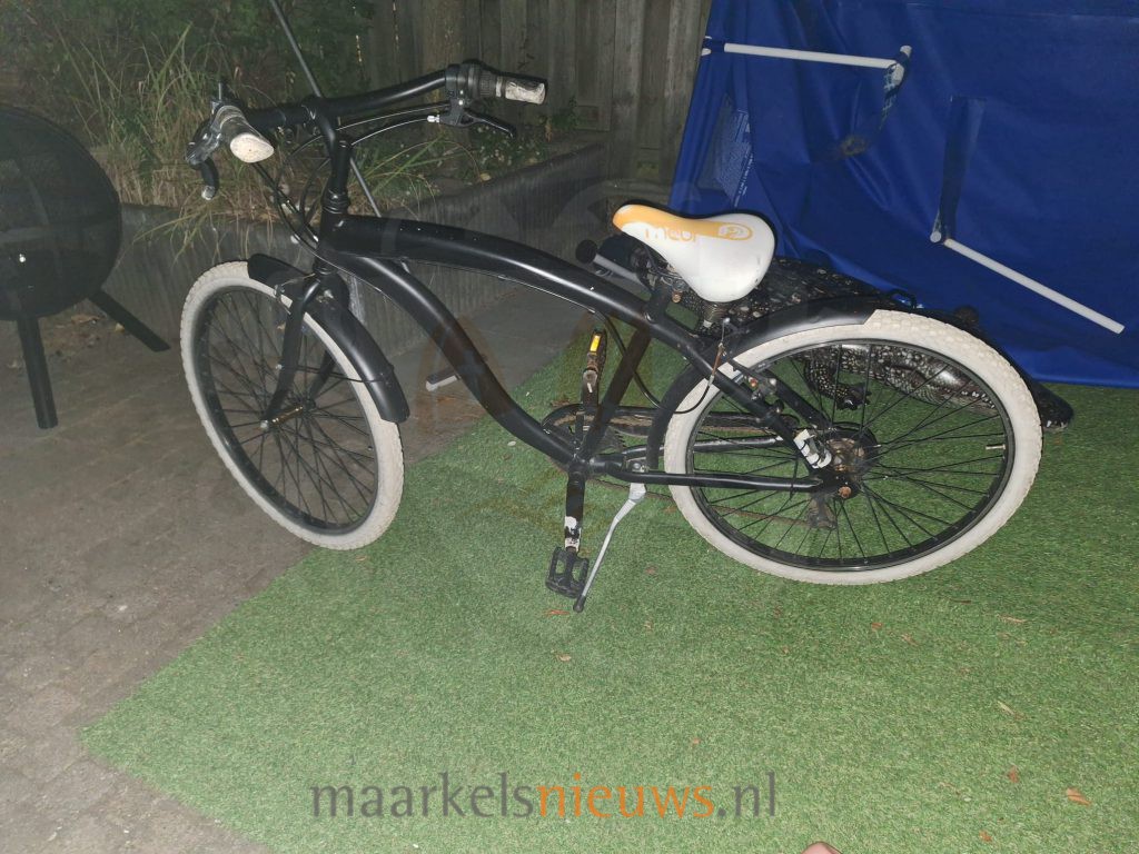 Kinderfiets achtergebleven GWB Wondaalstraat