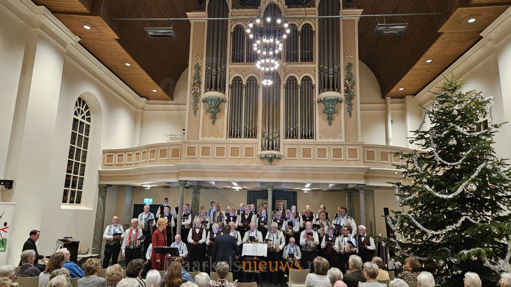Sfeervol kerstconcert Markelo’s Mannenkoor