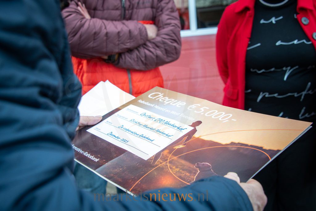 Rabobank overhandigt cheque aan Stichting Maarkels Noaberhof