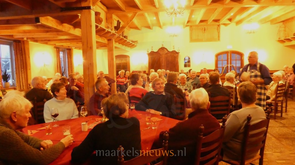 Gezellige nieuwjaarsreceptie ouderenvereniging