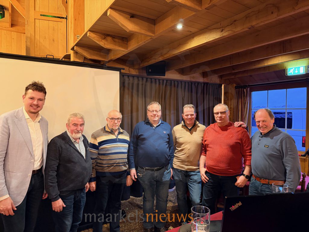 Motorcross Markelo zet jubilarissen in het zonnetje