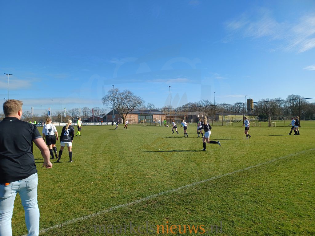 SC Markelo VR2 doet goede zaken