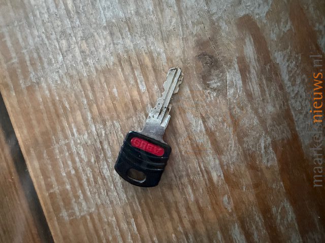 Armband en sleutel gevonden op De Esch