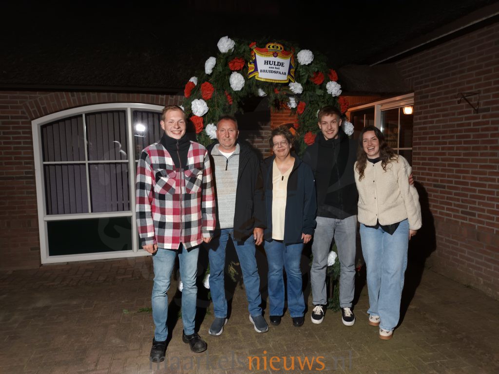 Henk en Ineke Oosterkamp 25 jaar getrouwd