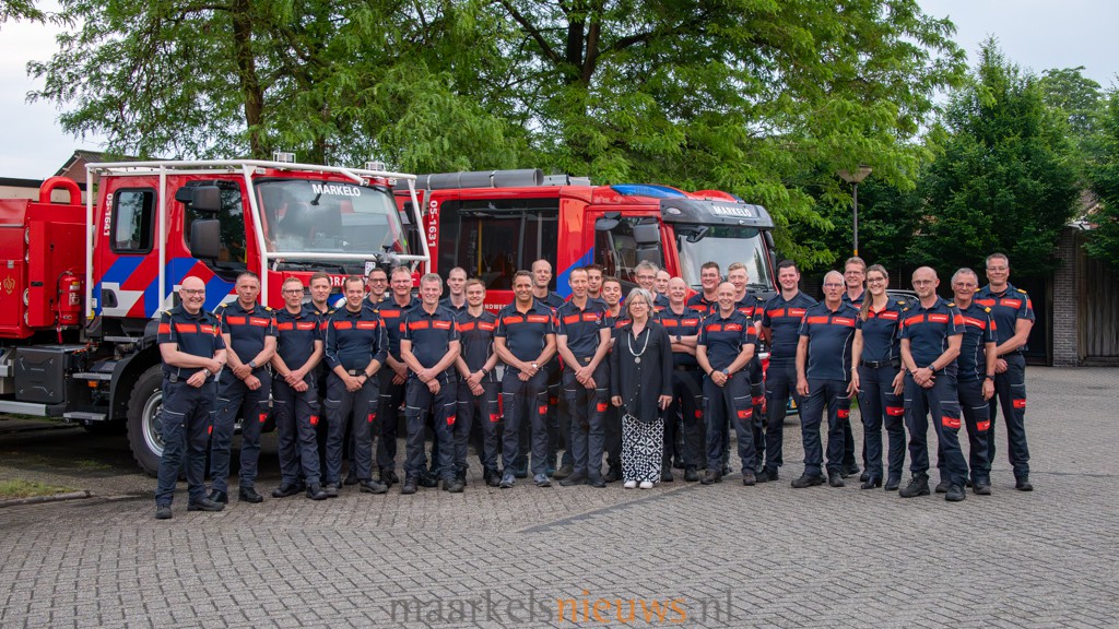 Brandweer Markelo huldigt jubilarissen tijdens korpsavond